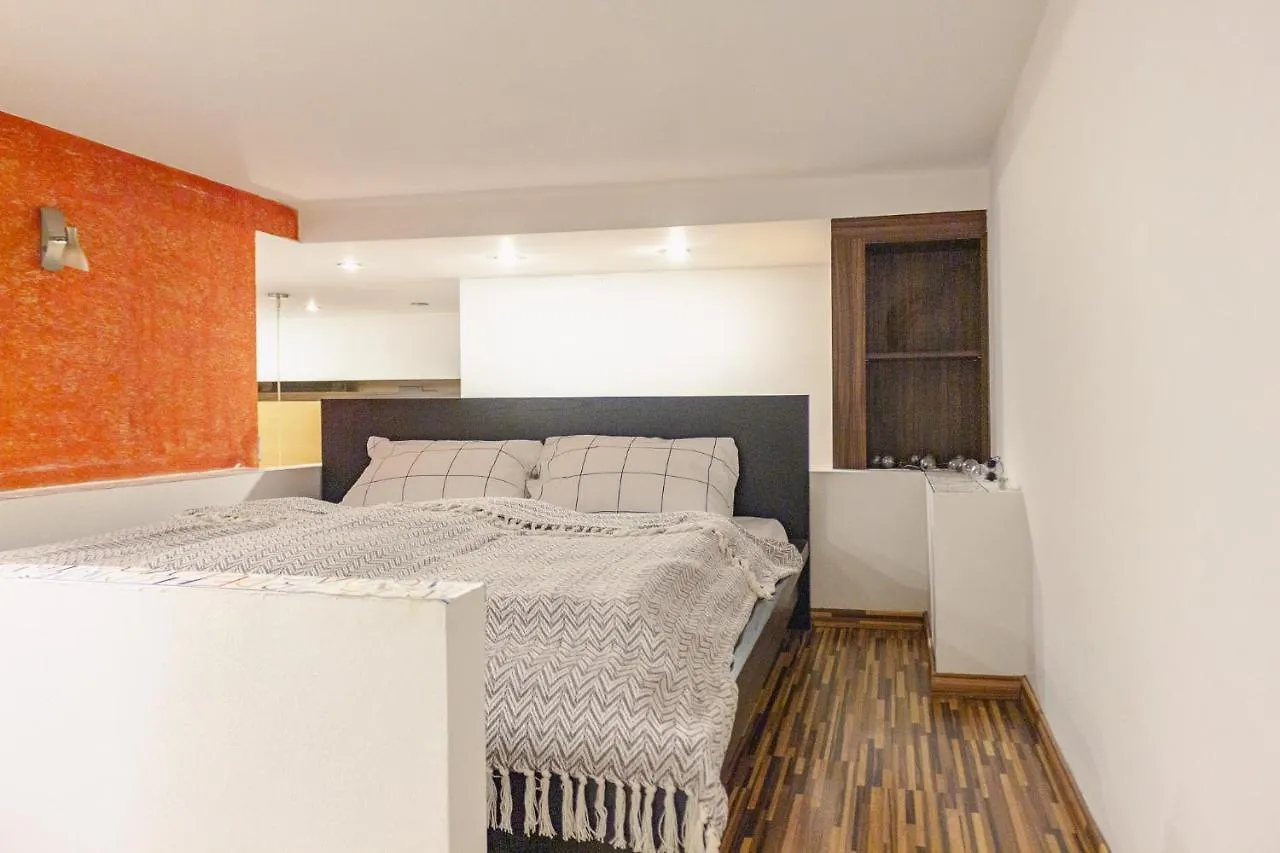 Apartment Cosy Nest Close To Blaha Sqr Budapest