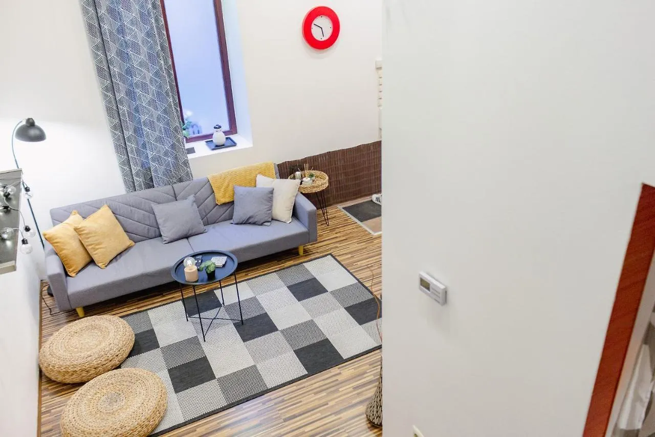 Cosy Nest Close To Blaha Sqr Budapest Hungary
