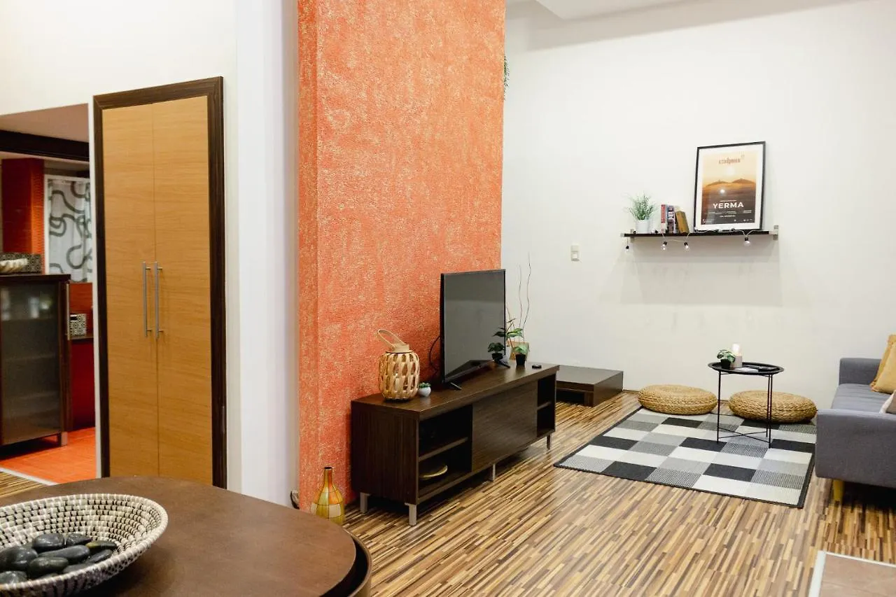 Apartment Cosy Nest Close To Blaha Sqr Budapest